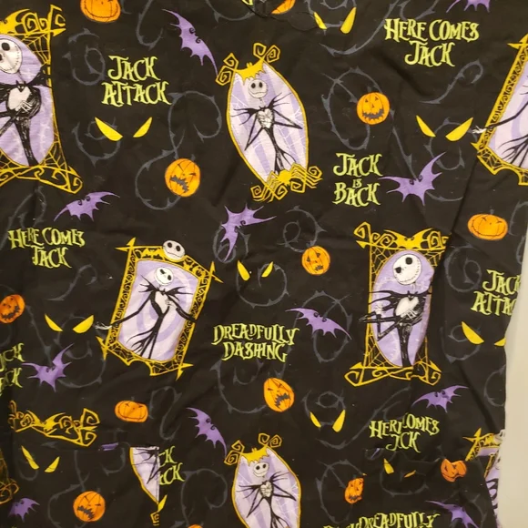 Lot Of 2 Halloween Womens Scrubs Size Small Nightmare Before Christmas & Ghosts - Picture 4 of 11